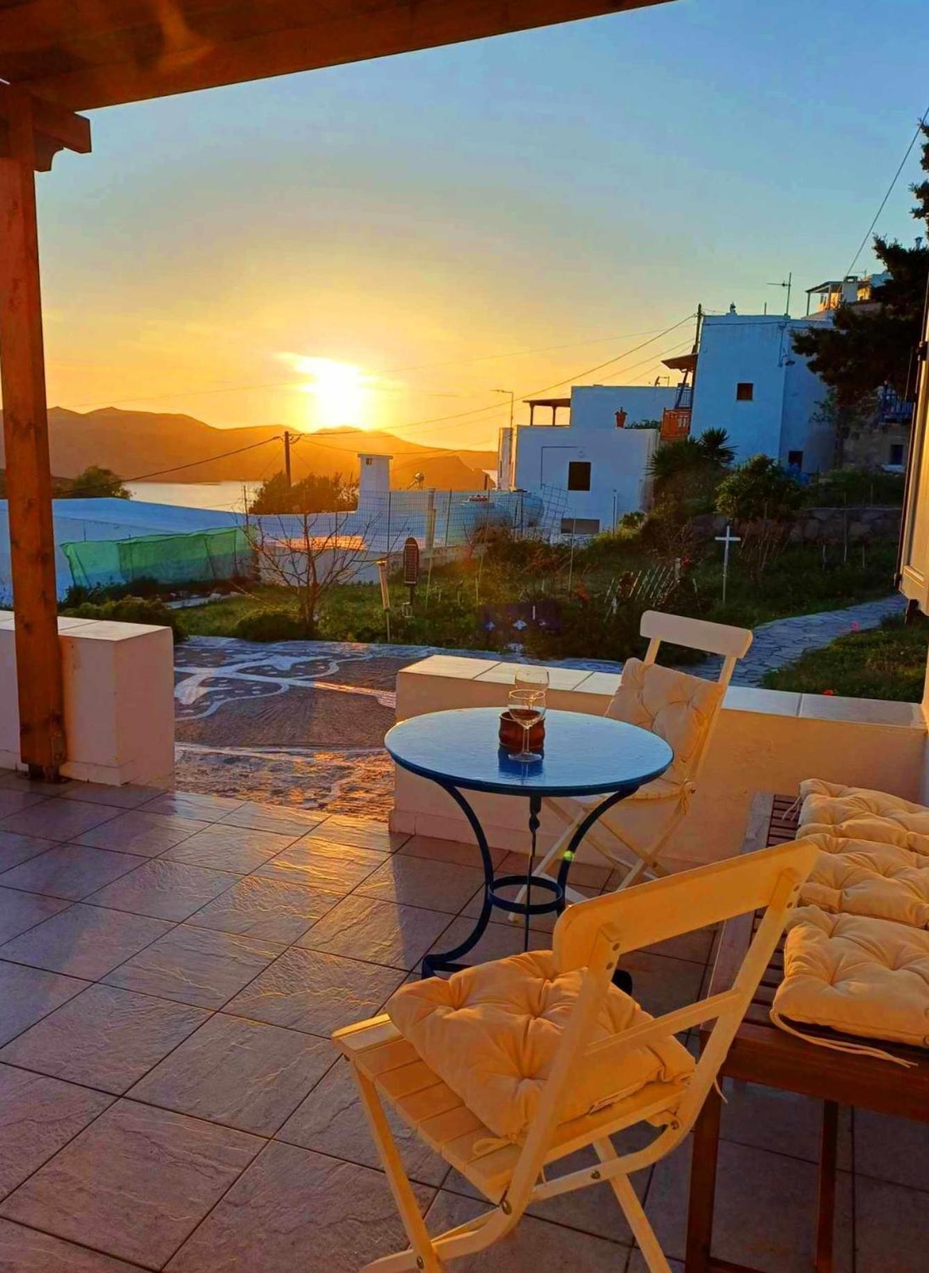 Georgia Rooms Milos Plaka  Ngoại thất bức ảnh
