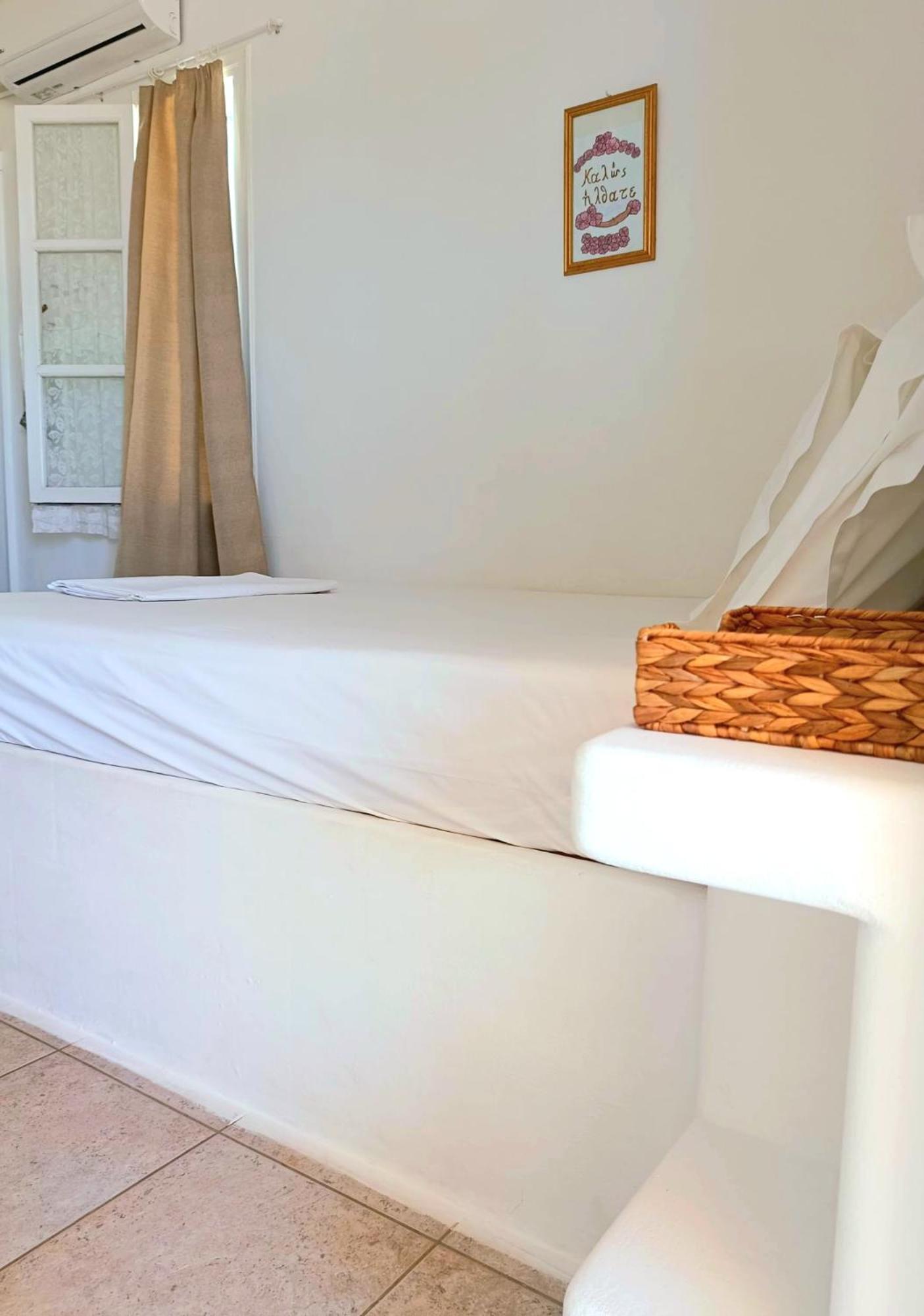 Georgia Rooms Milos Plaka  Ngoại thất bức ảnh